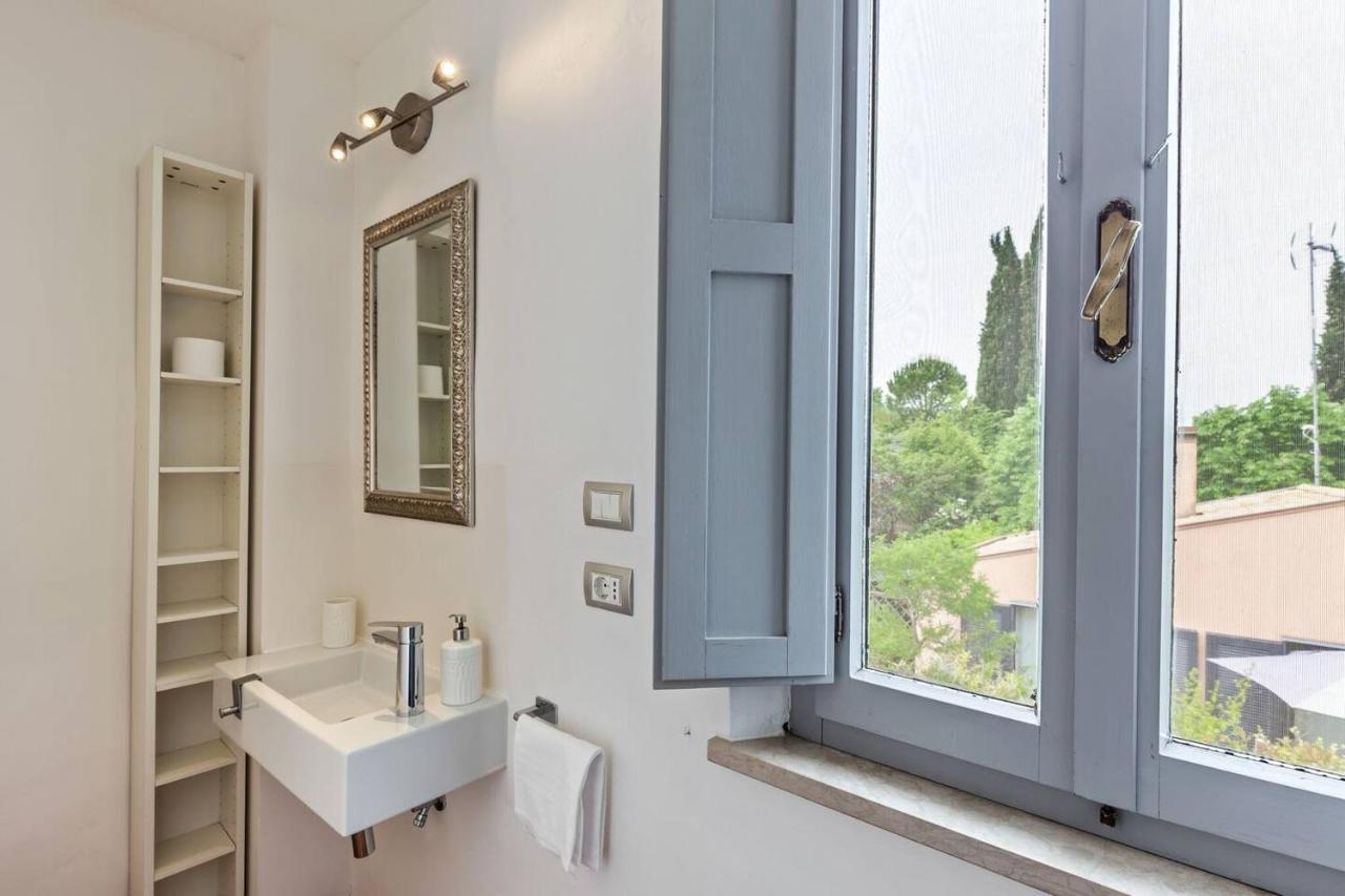 Grande Villa Storica Per Vacanze Con Giardino Privato E Piscina Ostra Экстерьер фото