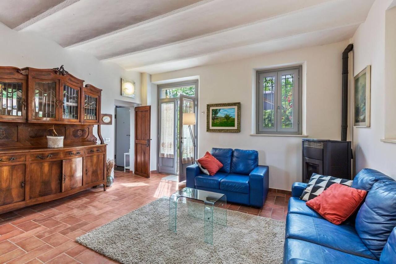 Grande Villa Storica Per Vacanze Con Giardino Privato E Piscina Ostra Экстерьер фото