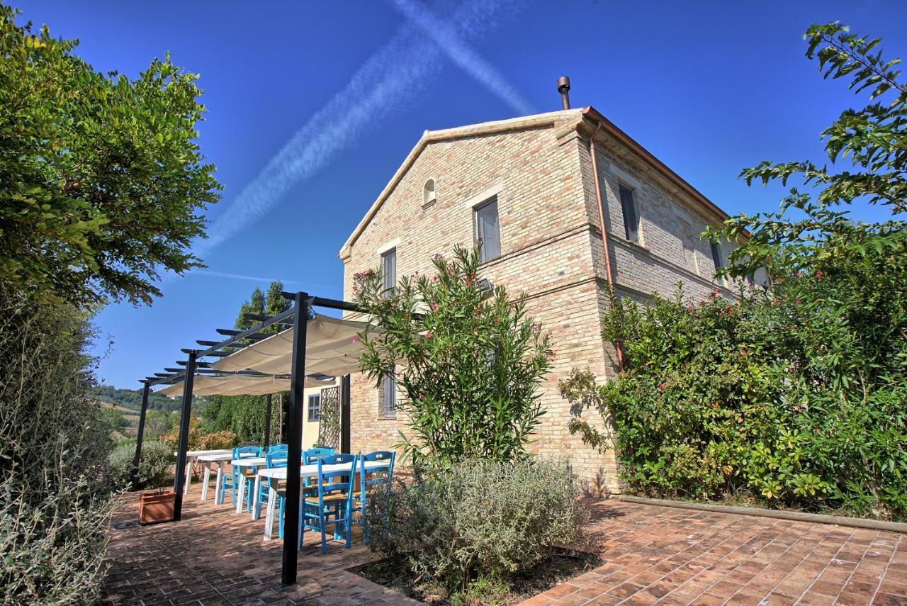 Grande Villa Storica Per Vacanze Con Giardino Privato E Piscina Ostra Экстерьер фото