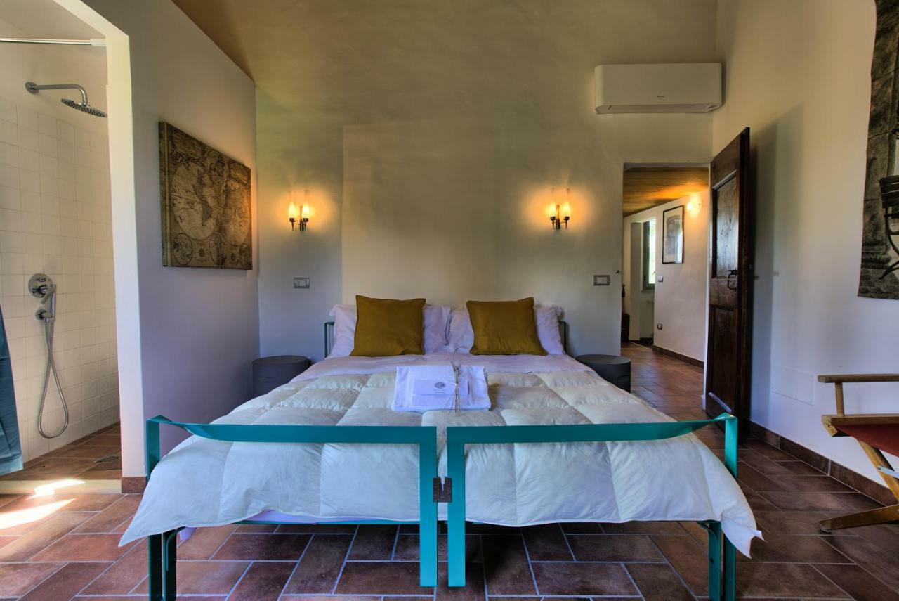 Grande Villa Storica Per Vacanze Con Giardino Privato E Piscina Ostra Экстерьер фото